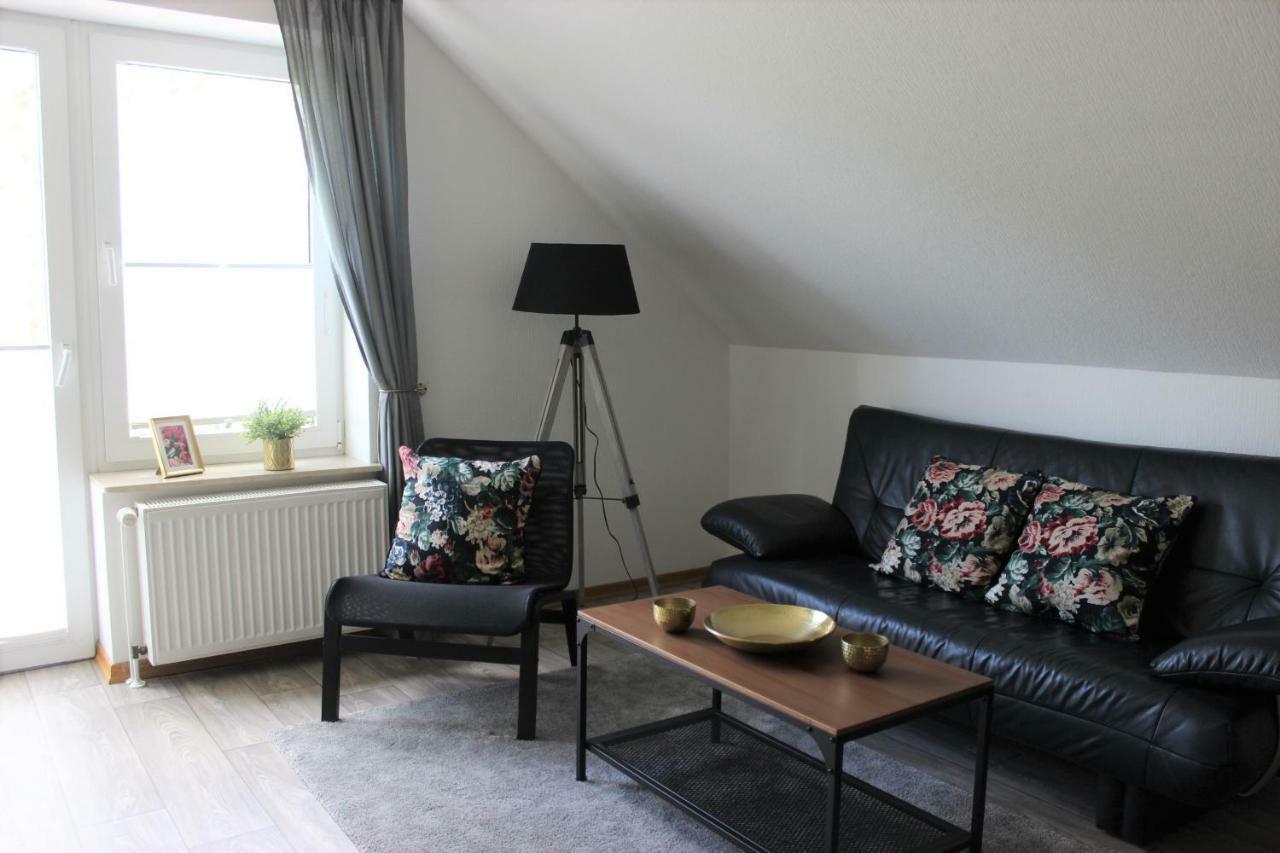 Hotel Gasthuus Spieskamer Hasselberg  Bagian luar foto