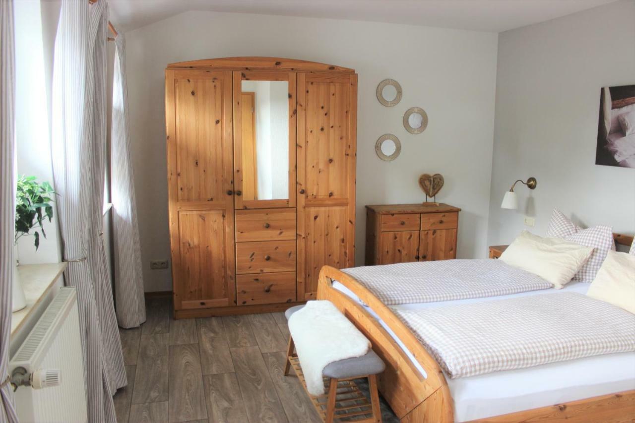 Hotel Gasthuus Spieskamer Hasselberg  Bagian luar foto