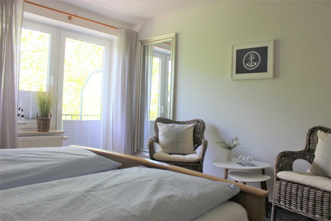 Hotel Gasthuus Spieskamer Hasselberg  Bagian luar foto